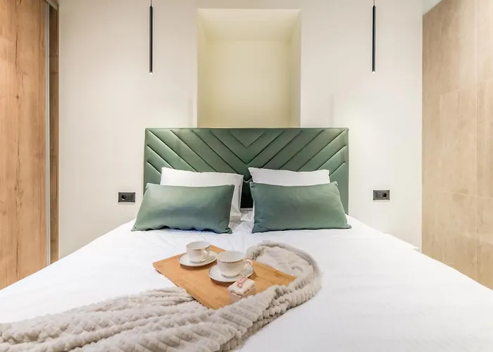 My - Downtown Retreat 스플리트