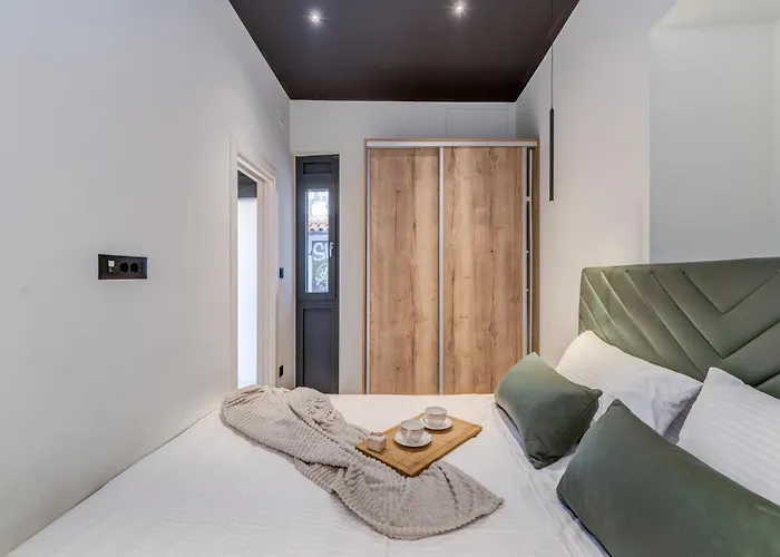 My - Downtown Retreat *