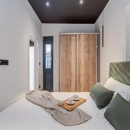 My - Downtown Retreat *